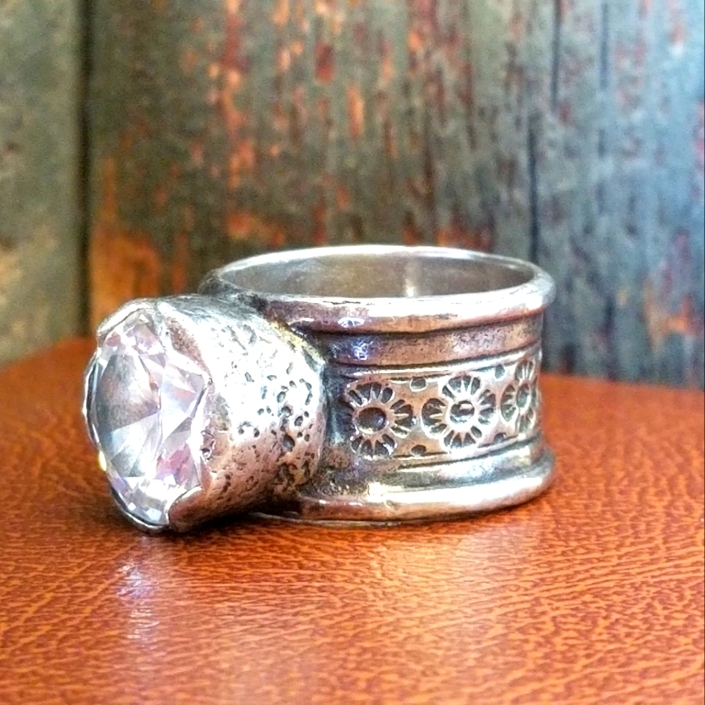 Silpada Sterling Silver Queen for a Day Ring